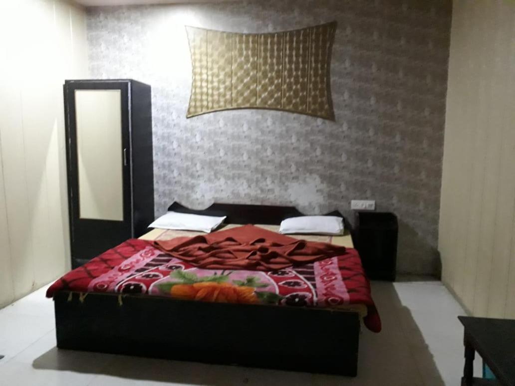 Hotel Neelam Raj Nainital Extérieur photo