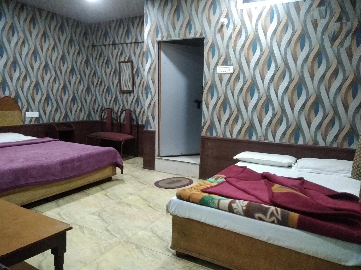 Hotel Neelam Raj Nainital Extérieur photo