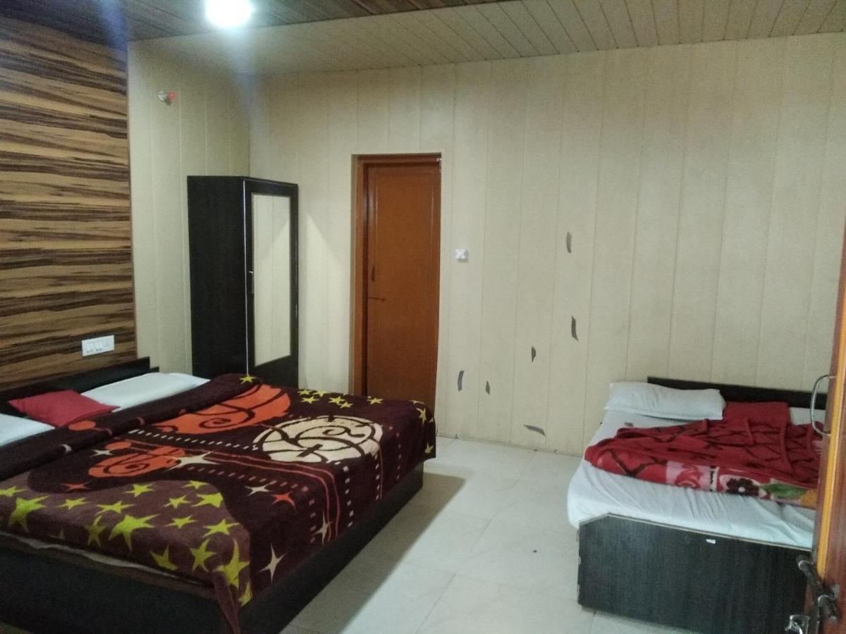 Hotel Neelam Raj Nainital Extérieur photo